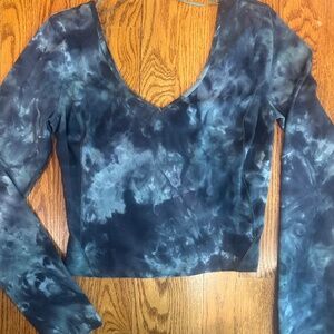Lululemon green top
